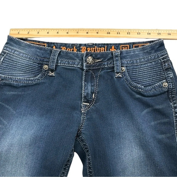 Rock Revival Gia Straight Jeans. Hem has been cut. RAW HEM 27” Inseam. 30” W - Picture 11 of 14